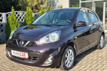Niski przebieg * Klimatyzacja automatyczna * Podgrzewane fotele