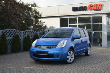 Automatyczna klimatyzacja * Bez kluczykowy dostęp *
