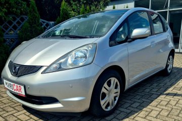 Bezawaryjne auto ze skrzynią automatyczną i niskim przebiegiem