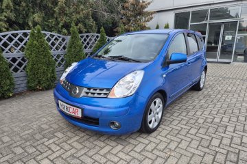 Automatyczna klimatyzacja * Bez kluczykowy dostęp *